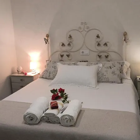 아파트 Apts La Canada Birding Con Encanto Y Patio En Monfrague